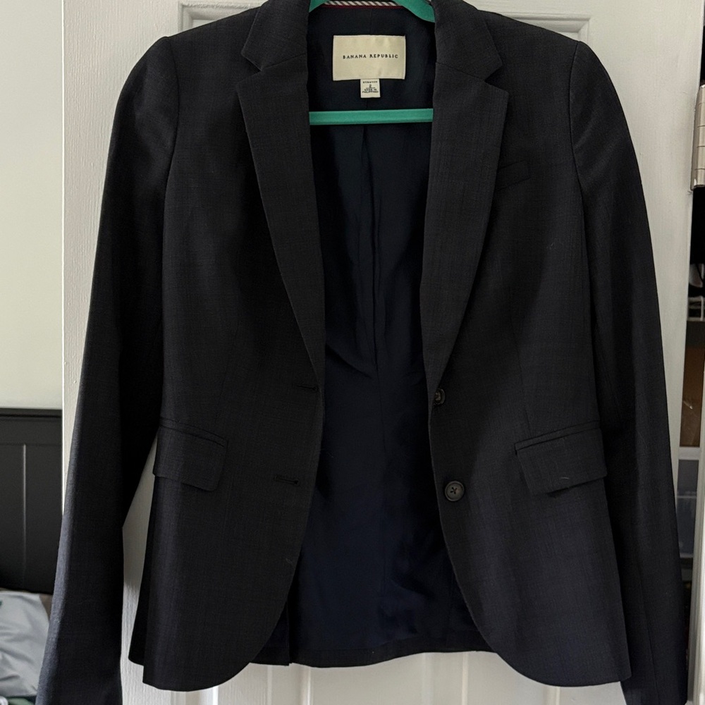 Banana Republic Women’s Dark Gray Blazer